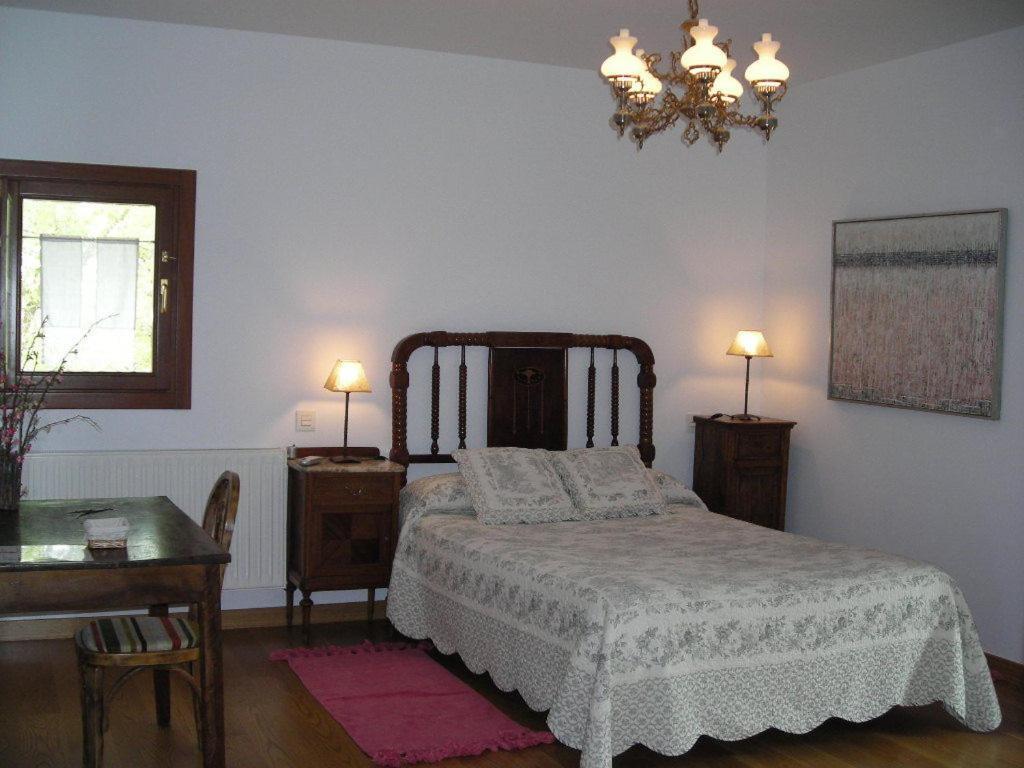 Hôtel La Casa Del Huerto à Quintanilla-Vivar Extérieur photo